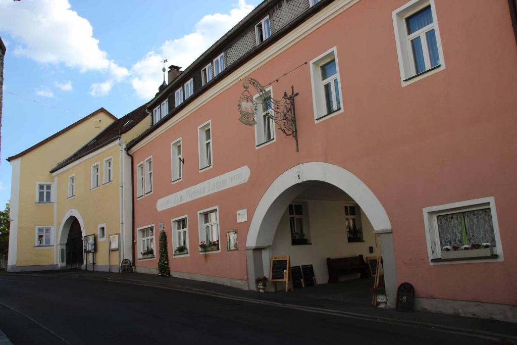 Hôtel Hotel Gasthof Zum weissen Lamm 1 Selber Straße 95691 Hohenberg an der Eger