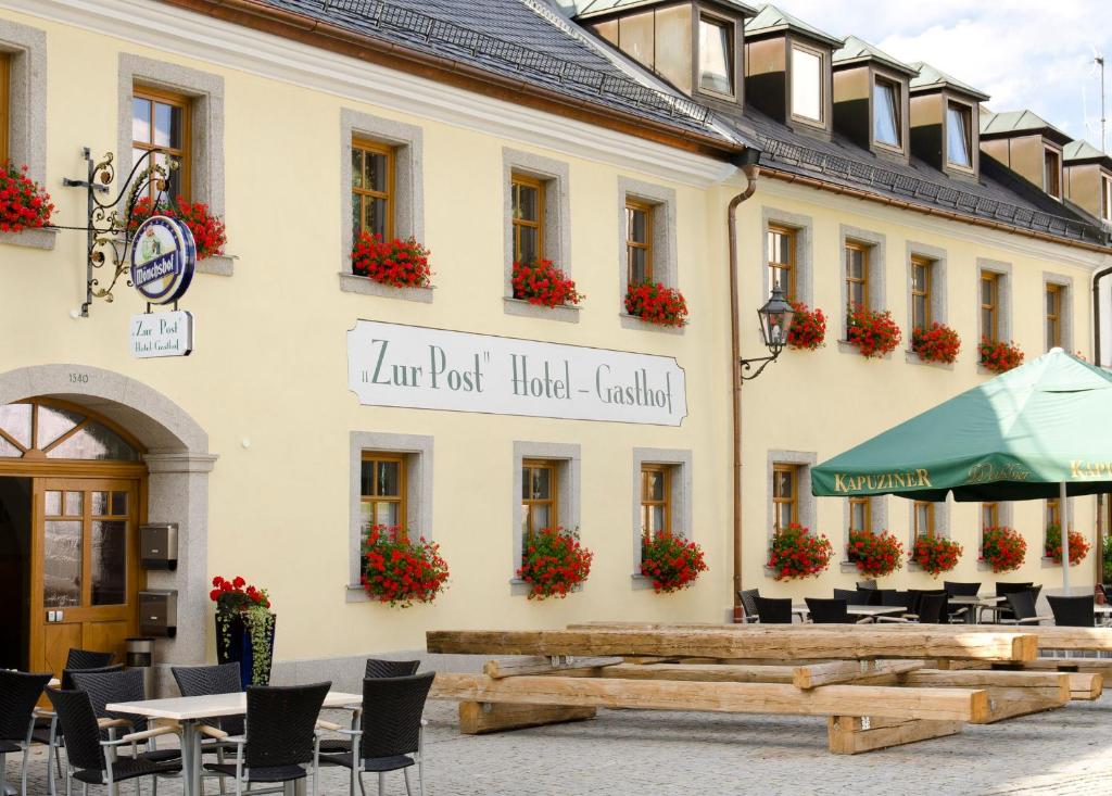 Hotel Gasthof zur Post Marktplatz 8, 95671 Bärnau