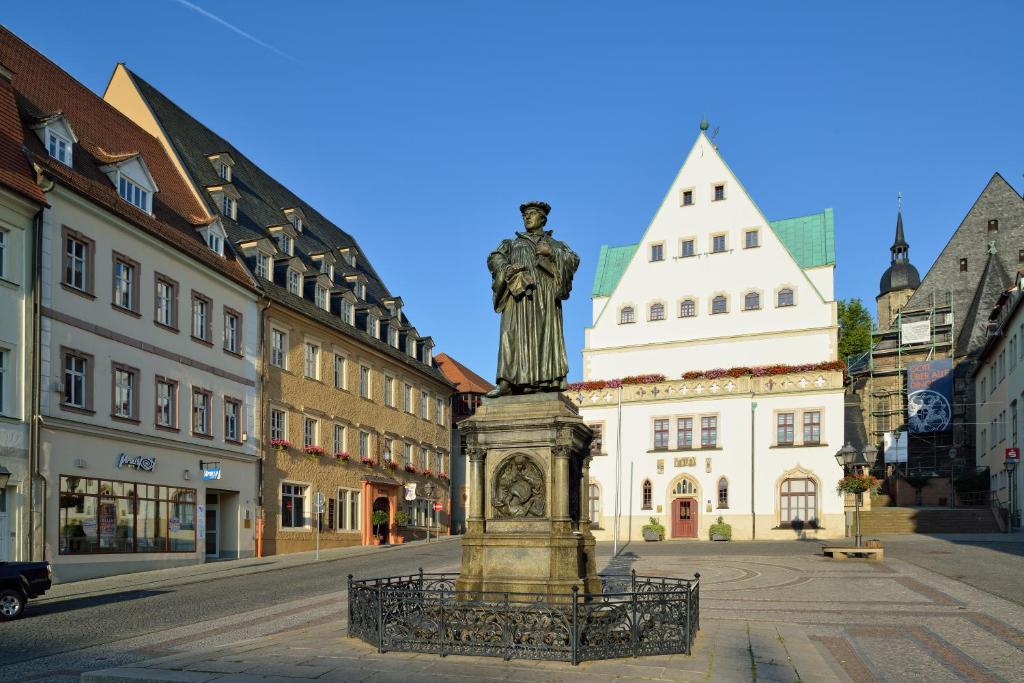 Hotel Graf von Mansfeld Markt 56, 06295 Lutherstadt Eisleben