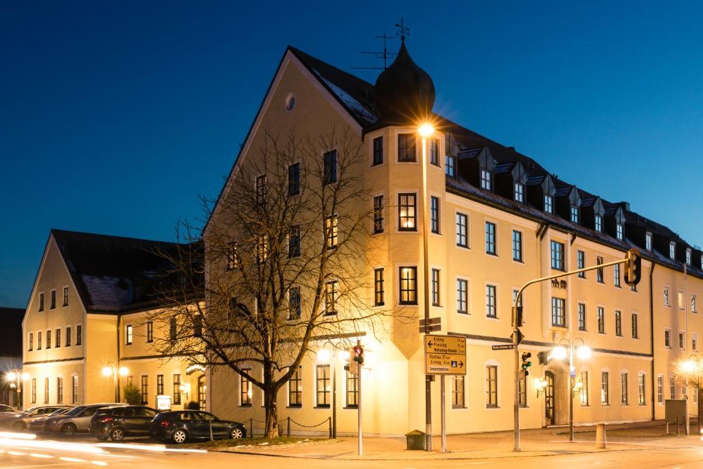 Hotel Gumberger GmbH Garni Echinger Str. 1, 85375 Neufahrn bei Freising