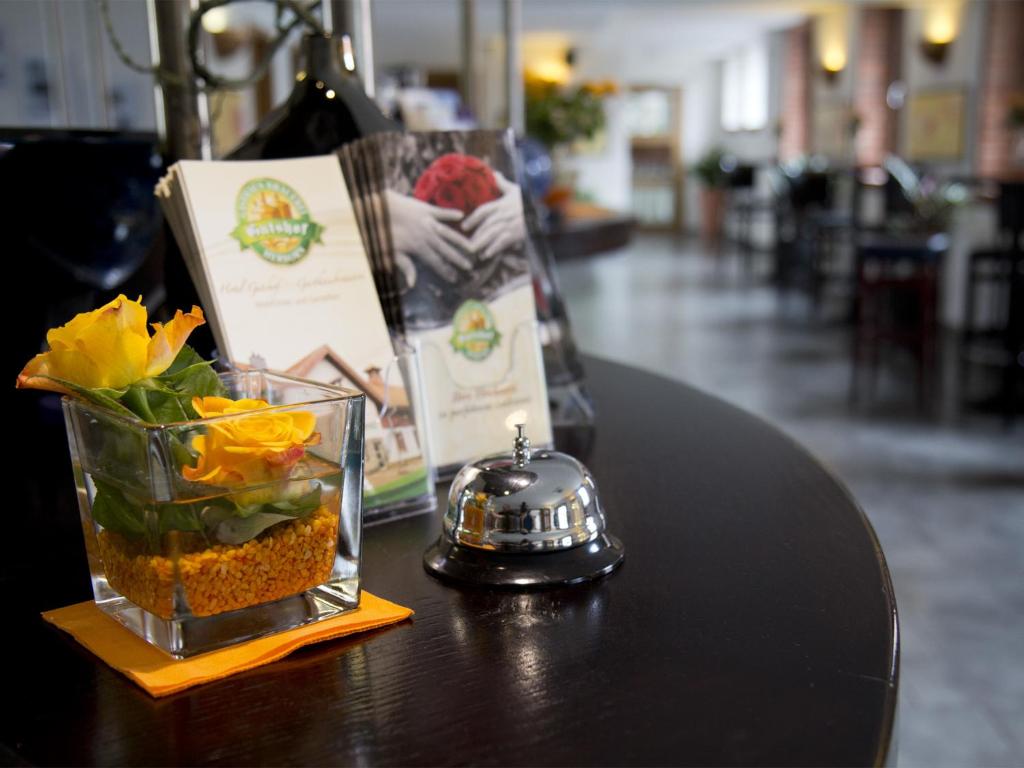 Hotel Gutshof Herborn Im Gutshof 1, 35745 Herborn