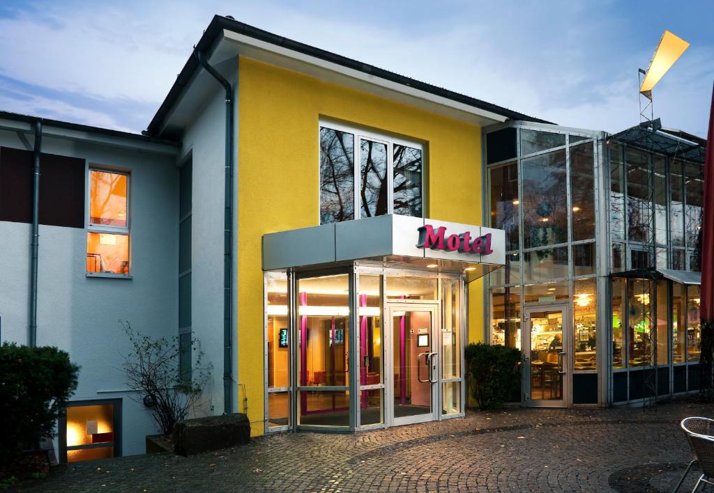 Hôtel Hotel Hannover-Garbsen Burgstr. 125 30826 Garbsen