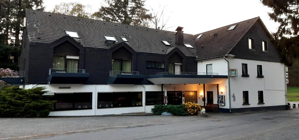 Hôtel Hotel Haus Koppelberg Wasserfuhr 7 51688 Wipperfürth