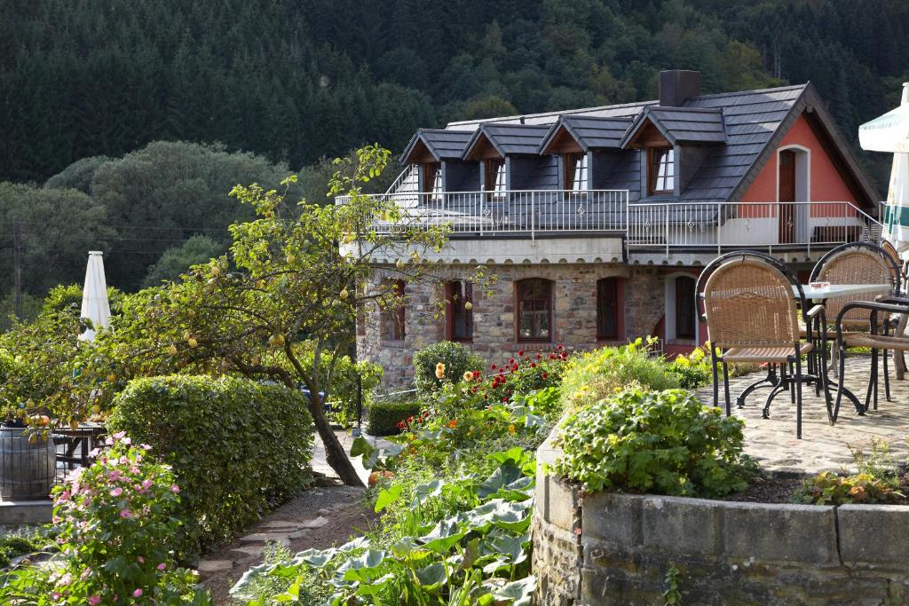 Hotel Haus Kylltal Dorfstrasse 4, 54655 Zendscheid