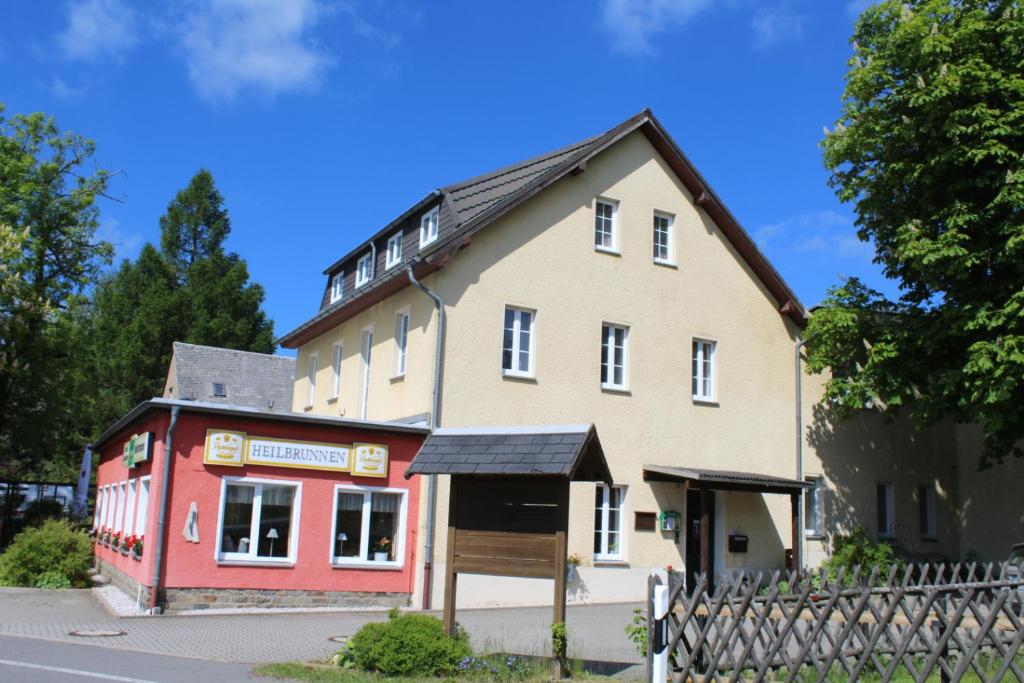 Hotel Heilbrunnen Jöhstädter Str. 17, 09477 Jöhstadt