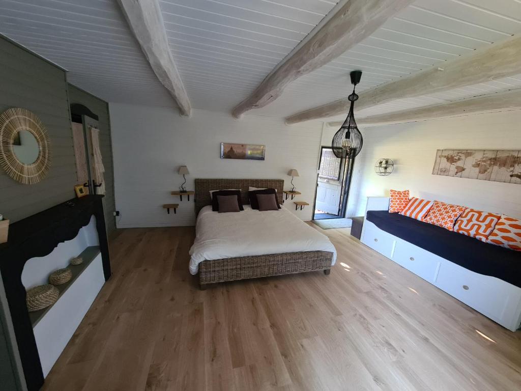 Hotel Hellers Krug 37603 Holzminden