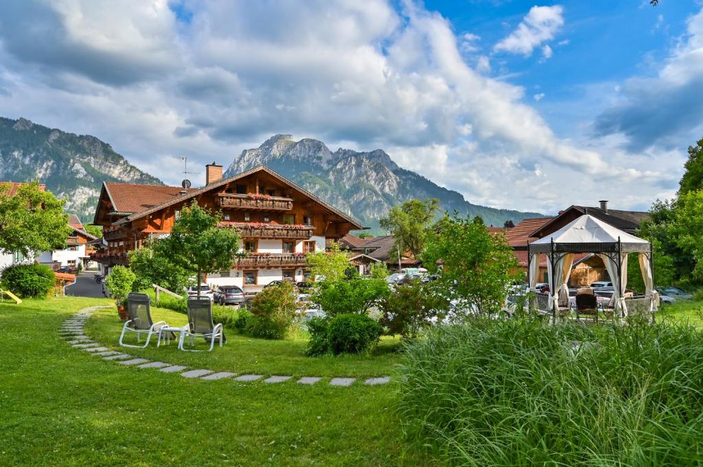 Hotel Helmer Mitteldorf 10, 87645 Schwangau