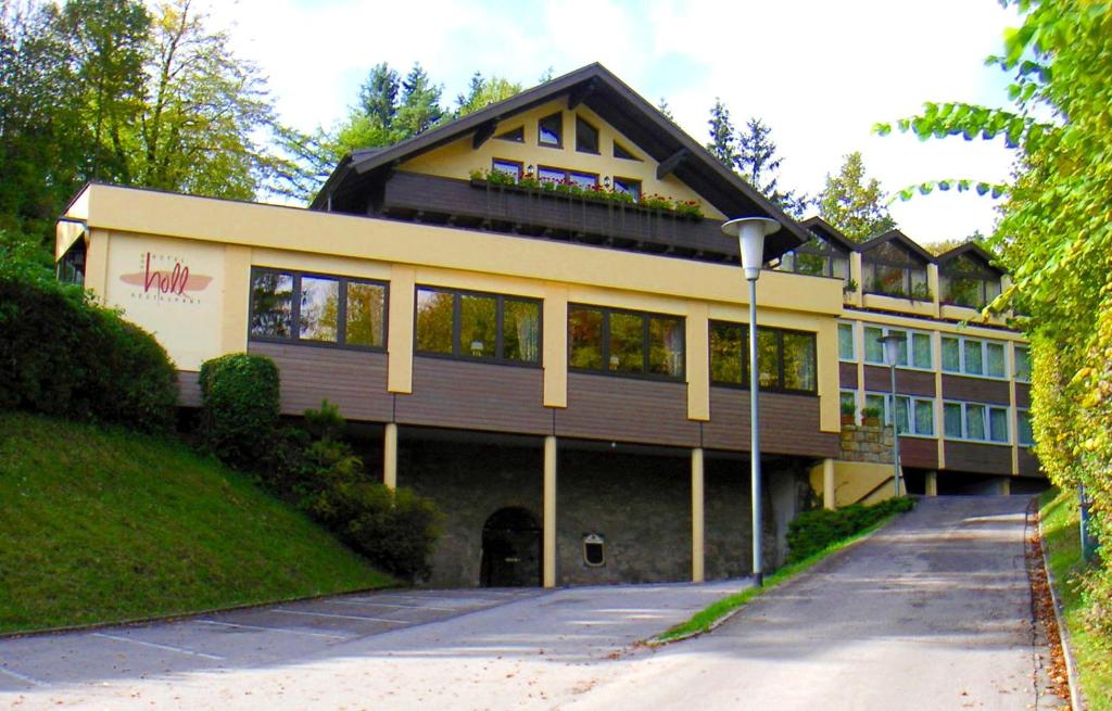 Hotel Holl Altenstadterstr. 39, 86956 Schongau