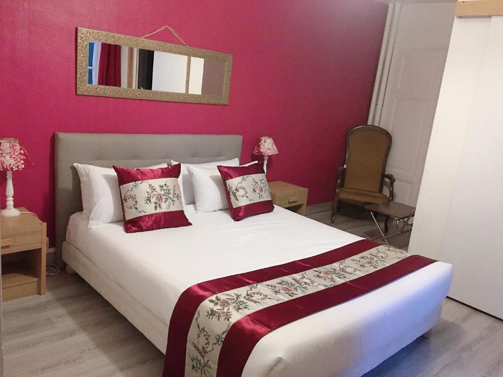 Hôtel HOTEL HOSTELLERIE DES VOYAGEURS 4 avenue de saint-rambert 42160 Bonson