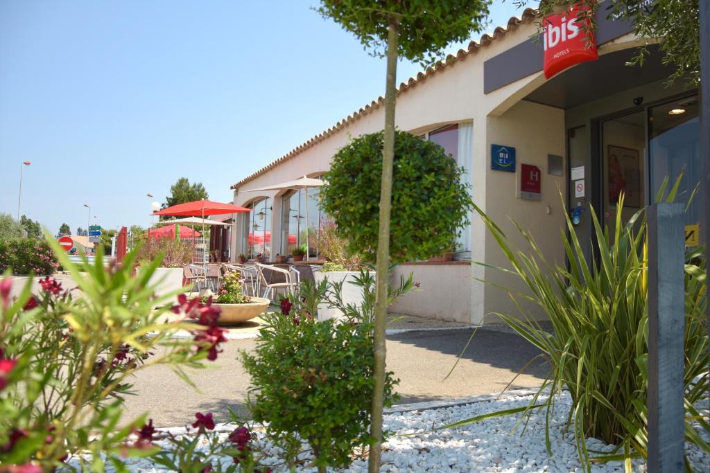 Hôtel Hotel ibis Narbonne 159 Rue de l'Hôtellerie, Quartier Plaisance RN9 11100 Narbonne