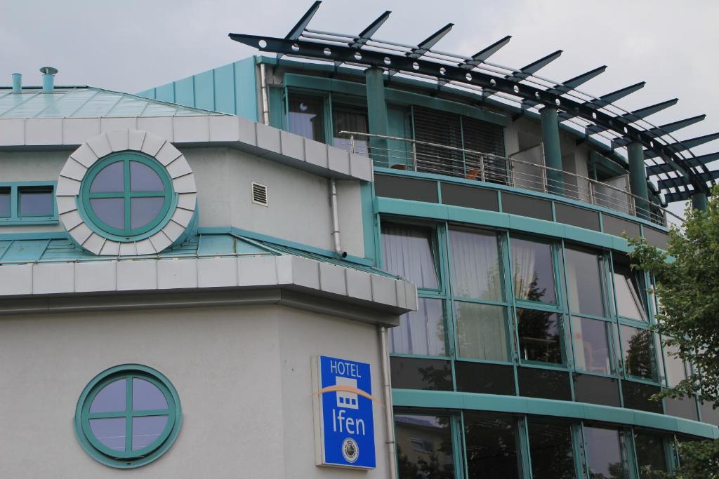 Hôtel Hotel Ifen Schwetzingerstraße 131 69168 Wiesloch