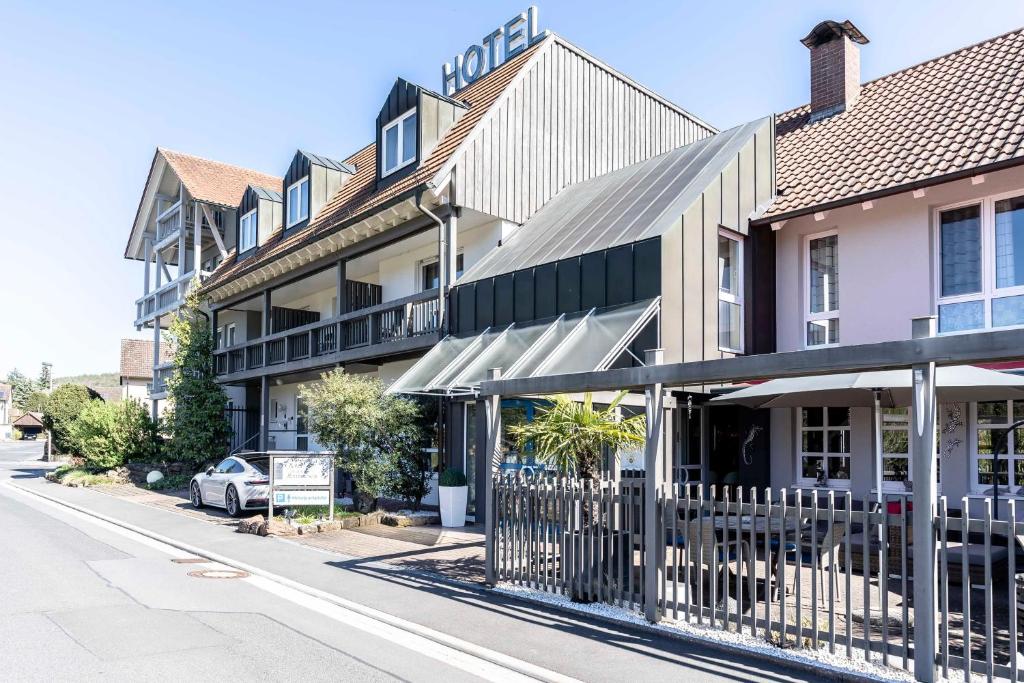 Hôtel Hotel in den Herrnwiesen In den Herrnwiesen 4 97892 Wertheim