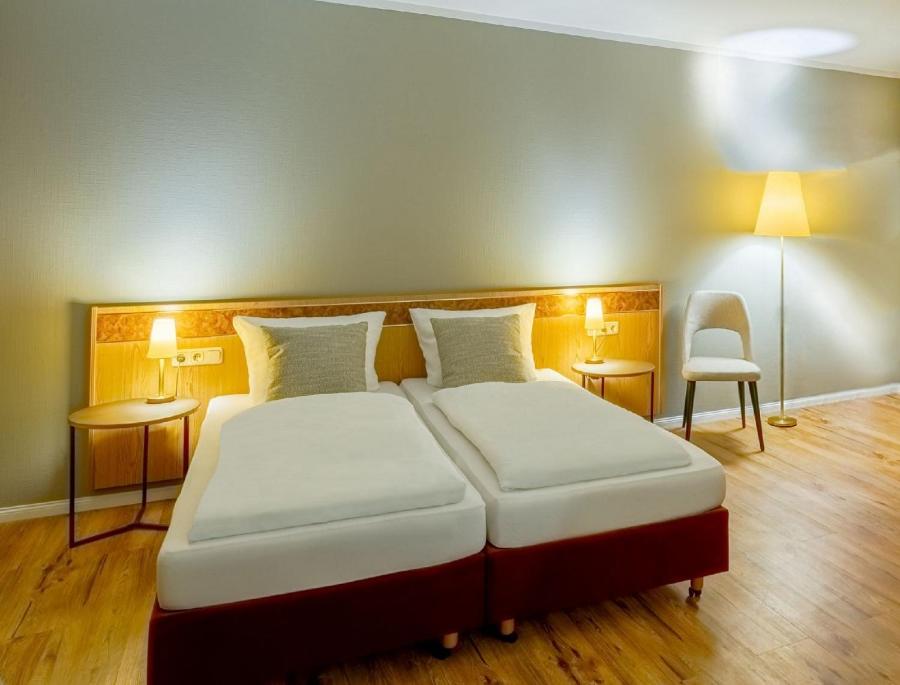 Hotel Kammweg Ehringshäuser Straße 4, 98701 Grossbreitenbach