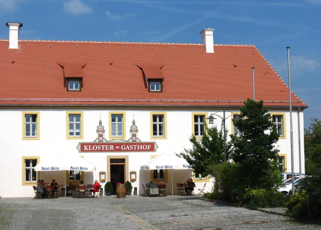 Hotel Kloster-Gasthof Speinshart Klosterhof 8, 92676 Eschenbach in der Oberpfalz