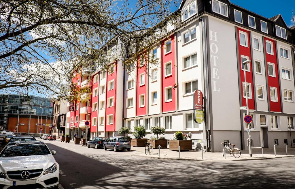 Hotel Königshof am Funkturm Friesenstr. 65, 30161 Hanovre