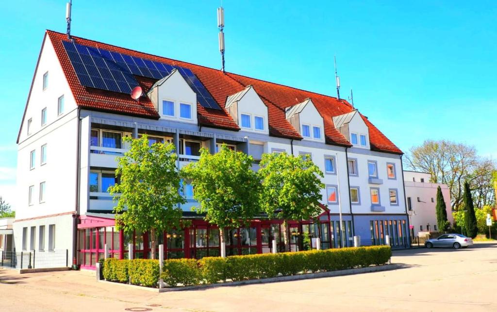 Hôtel Hotel Krone Bgm.-Wohlfarth-Str. 44 86343 Königsbrunn