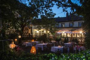 Hôtel Hotel Krone Landstrasse 9-11 69493 Hirschberg an der Bergstraße Bade-Wurtemberg