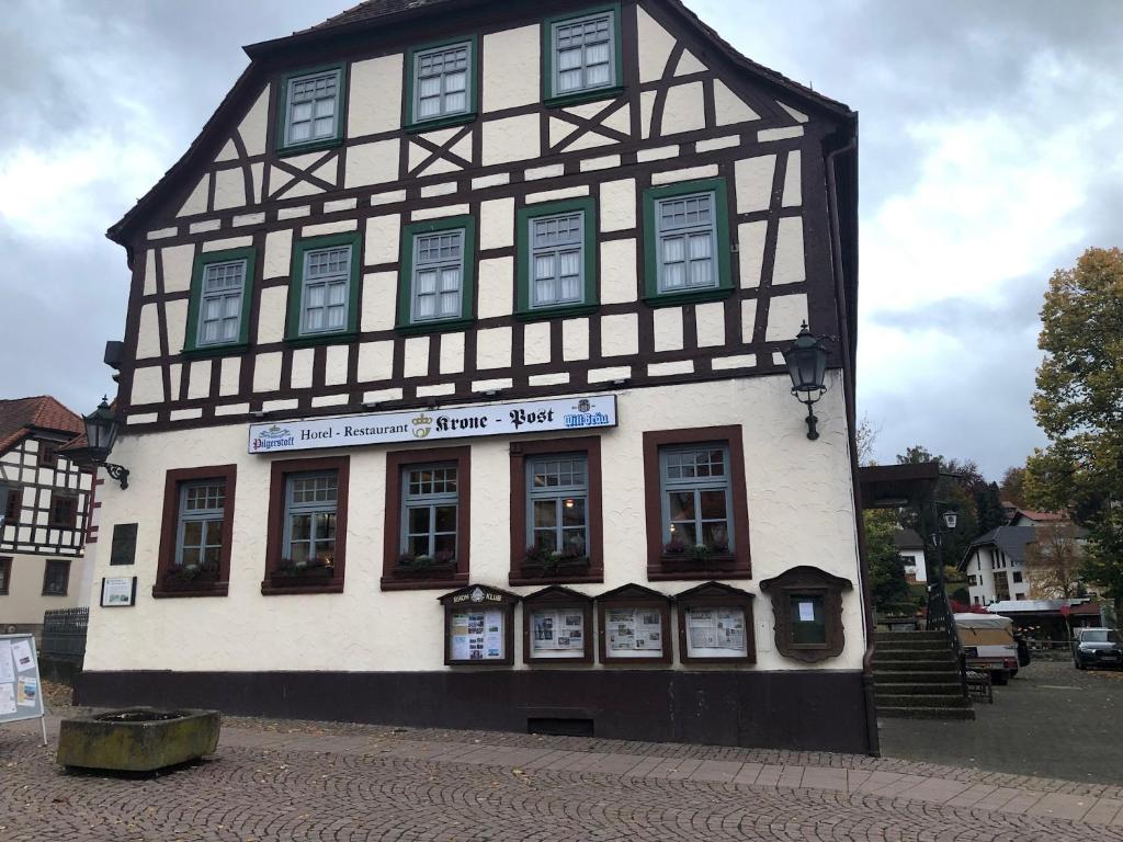 Hotel Krone Post Marktplatz 30, 36129 Gersfeld