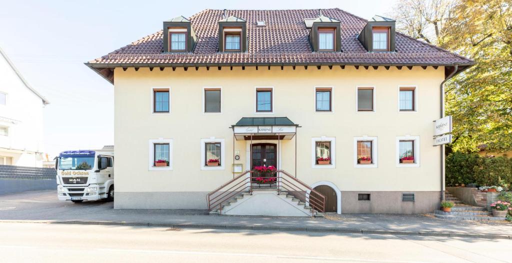 Hotel Krone Straßdorf Einhornstraße 12, 73529 Schwäbisch Gmünd