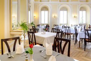 Hôtel Hotel Kurhaus Bad Bocklet Kurhausstraße 2 97708 Bad Bocklet Bavière