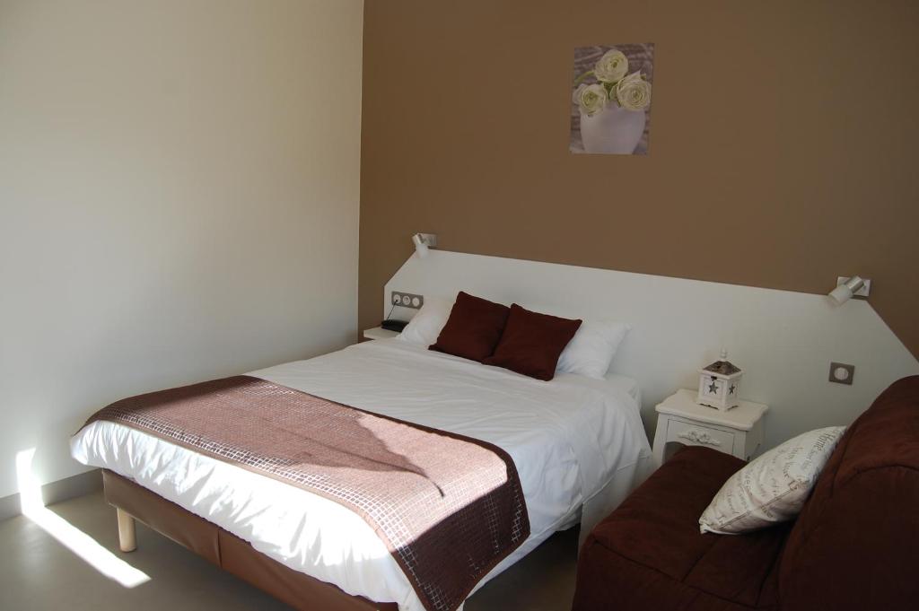 Hôtel Hôtel L'Escale Périgueux Notre Dame Borie Marty - Zone d'activité de Créavallée Sud RN 21 24660 Notre-Dame-de-Sanilhac
