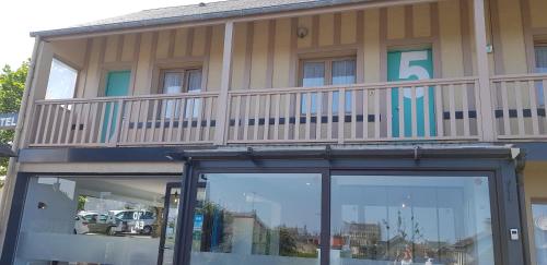 Hôtel L'ideal le Mountbatten