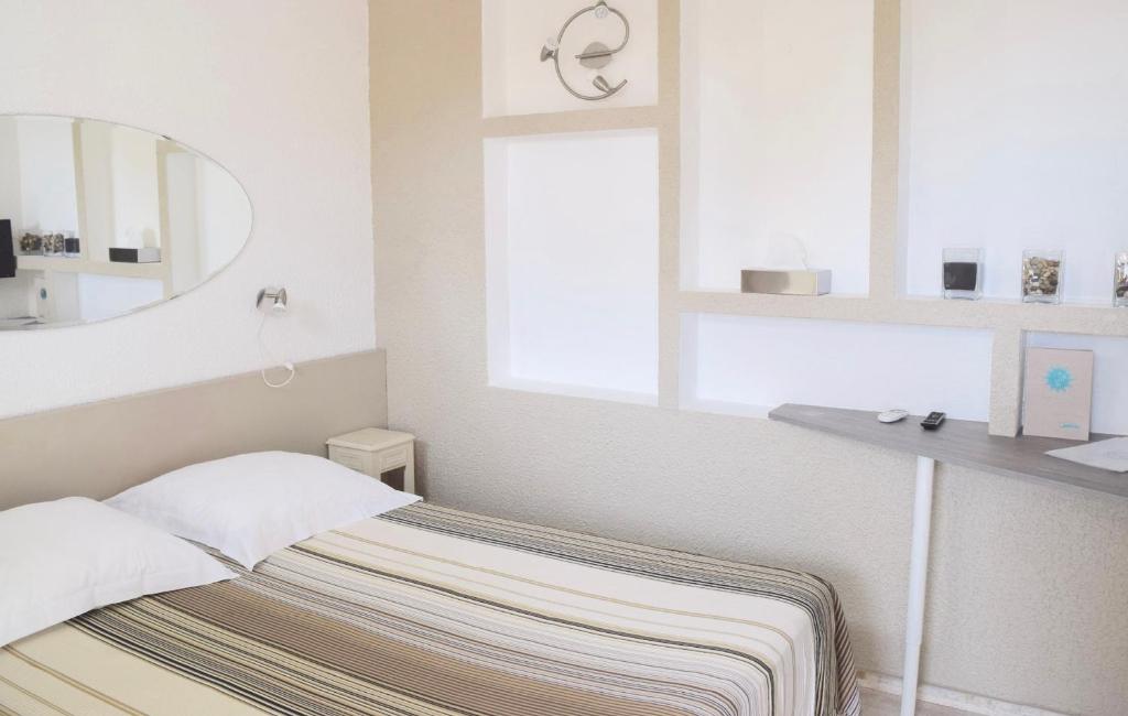 Hotel L'Orangeraie 1246 Avenue André Gide, 83980 Le Lavandou