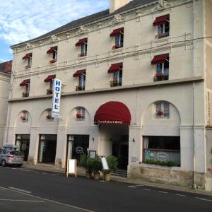 Hôtel Hôtel L'Univers 4 avenue georges clemenceau 86100 Châtellerault -1