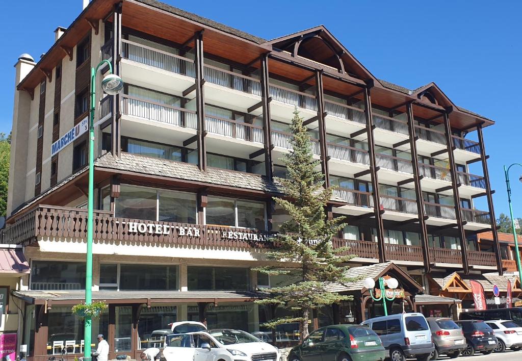 Hôtel Hotel la Brunerie PISCINE COUVERTE & CHAUFFEE 59 Avenue de la Muzelle 38860 Les Deux Alpes