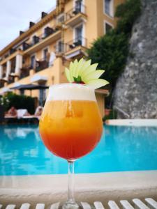 Hôtel La Pérouse Nice Baie des Anges - Recently fully renovated