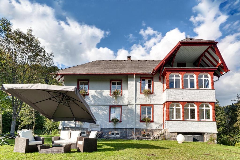 Hotel La Quinta - adults only Forsthausstrasse 14, 79682  Todtmoos