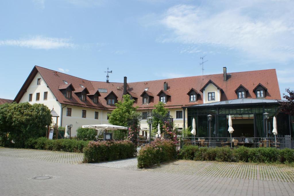 Hôtel Hotel Landgasthof Hofmeier Hauptstr. 6a 85376 Hetzenhausen