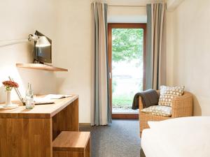 Hotel-Landgasthof KREUZ