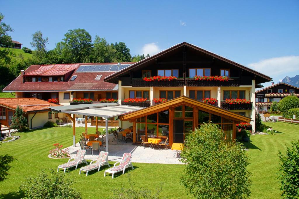 Hotel Landhaus Schmid Weiler 12, 87538 Fischen im Allgäu