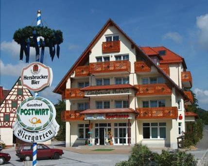 Hôtel Hotel-Landpension Postwirt Hauptstr. 21 91241 Kirchensittenbach