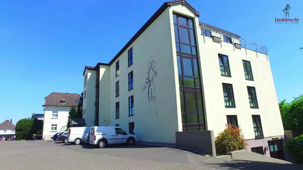 Hôtel Hotel Landsknecht Westerwaldstraße 184 53773 Uckerath