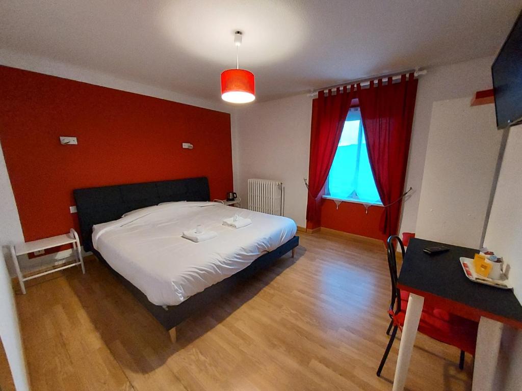 Hôtel Hôtel le Comtois 4 grande rue 25660 Saône