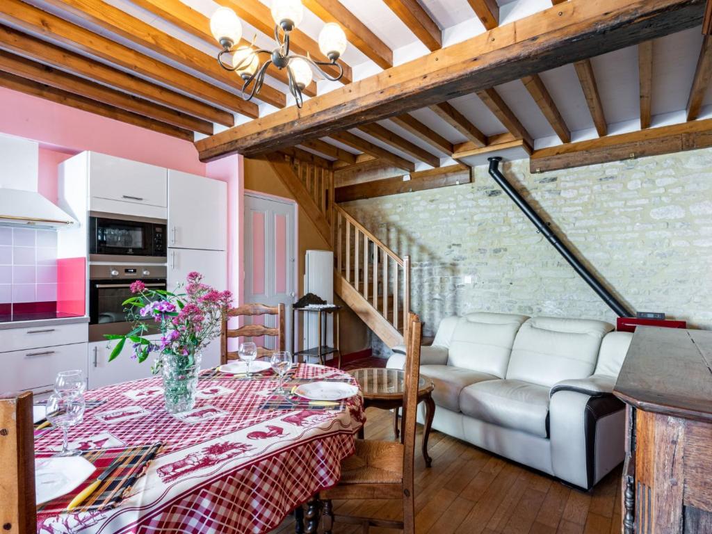 Hotel Le Cormier 9 49300 Cholet