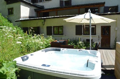 Hotel Le Genepy