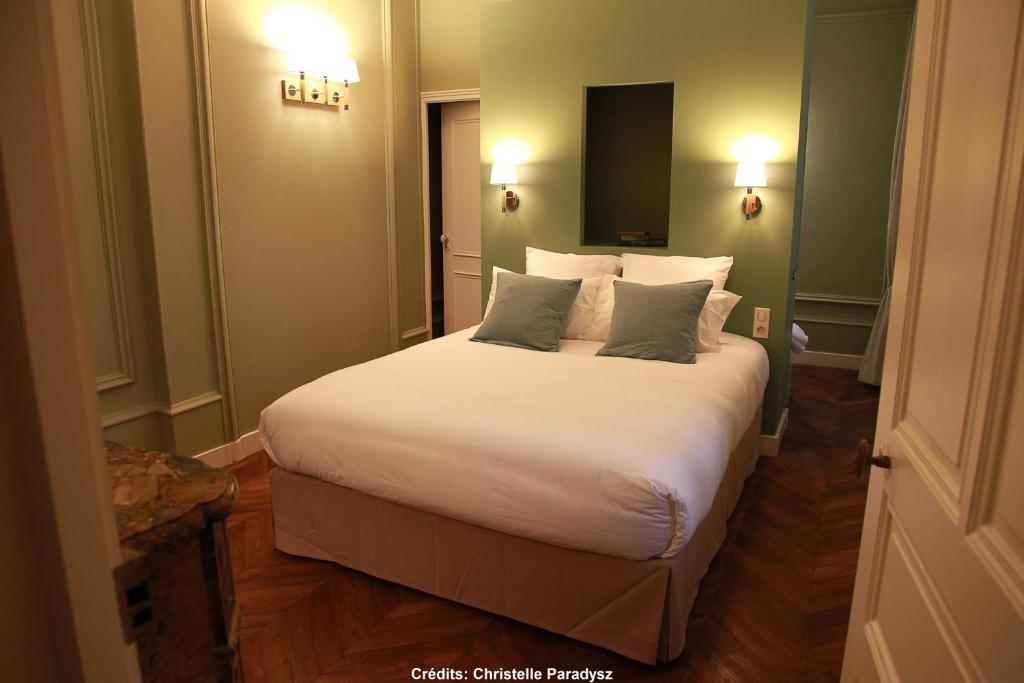 Hôtel Hôtel Le Gentleman 17, Rue De La Tour D'Auvergne 72200 La Flèche
