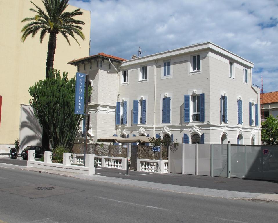 Hôtel Hotel Le Havre Bleu 29 Boulevard Marechal Joffre 06310 Beaulieu-sur-Mer