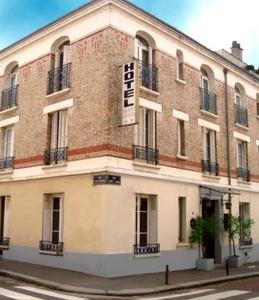 Hôtel Hôtel Le Home Saint Louis 28 Rue Saint Louis 78000 Versailles Île-de-France