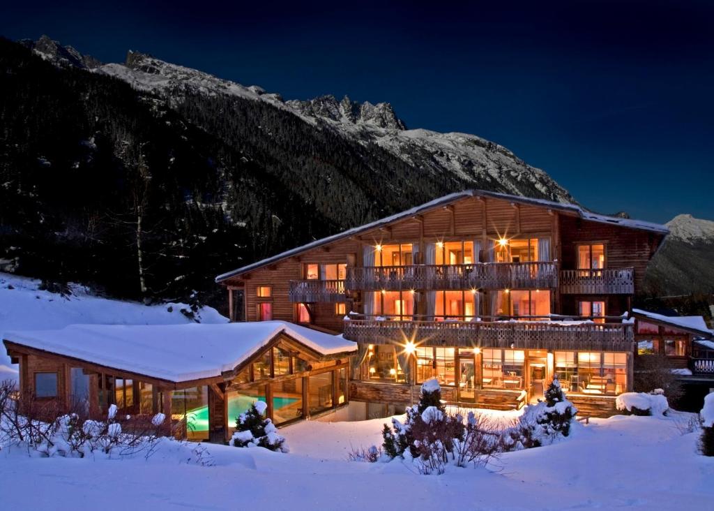 Hôtel Hôtel Le Jeu de Paume 705, Route Du Chapeau Le Lavancher 74400 Chamonix-Mont-Blanc