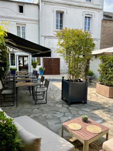 Hôtel Hotel Le Patio - Deauville 180, avenue de République 14800 Deauville Normandie