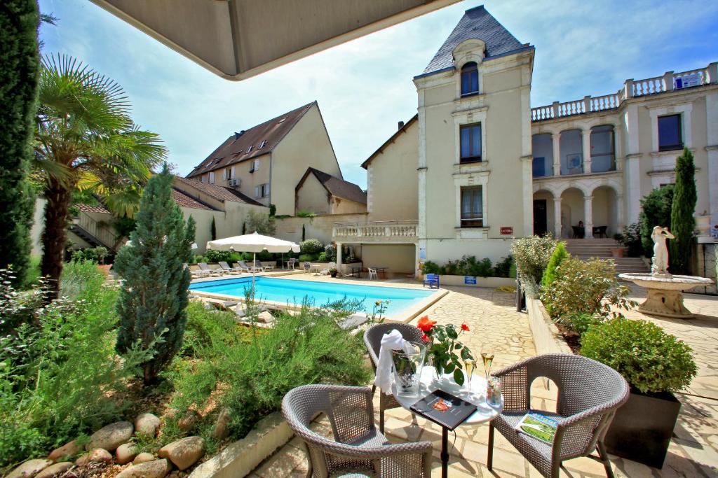 Hotel Le Renoir Rue de l'Abbe Surgie, 24200 Sarlat-la-Canéda