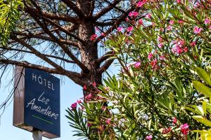 Hotel Les Amandiers
