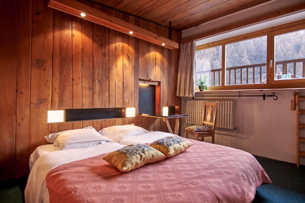 Hôtel les Lorès Avenue Olympique, 73150 Val dʼIsère