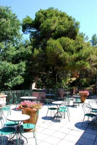 Hotel Les Mazets Des Roches