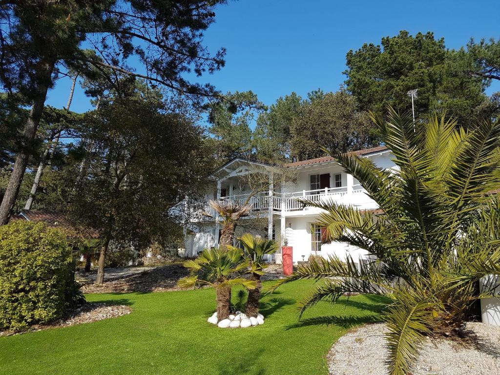 Hôtel Les Prateaux 8 Allée du Tambourin, 85330 Noirmoutier-en-l\'Île