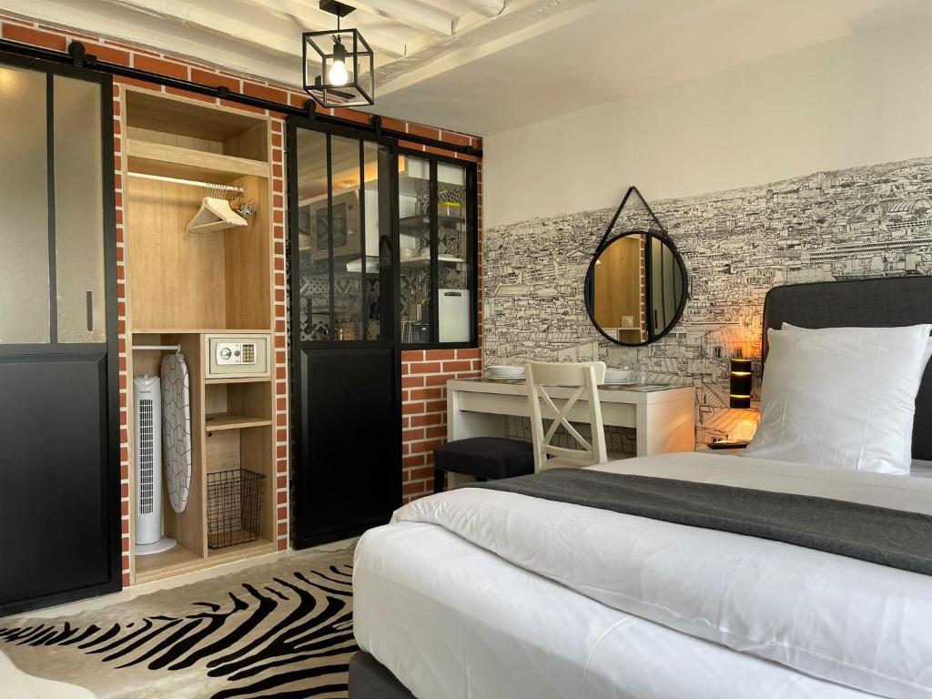 Hotel Logis Beauséjour 22430 Erquy